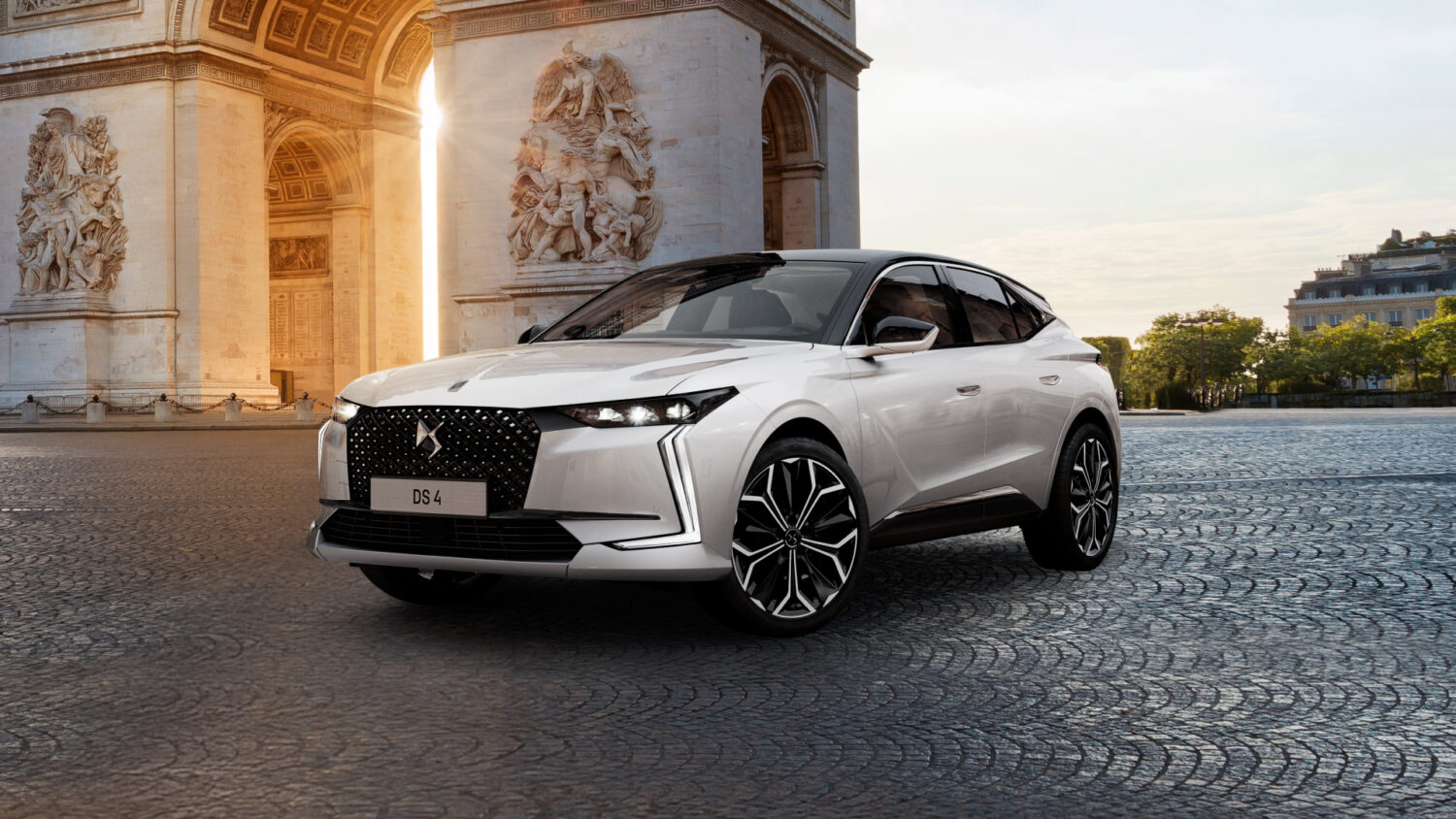 70台限定 DS4 「エトワール・シャンゼリゼ」 美しいインテリアが特徴