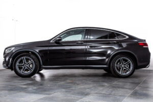 メルセデス・ベンツ GLCクーペ 220 d 4マチック AMGライン 4WD