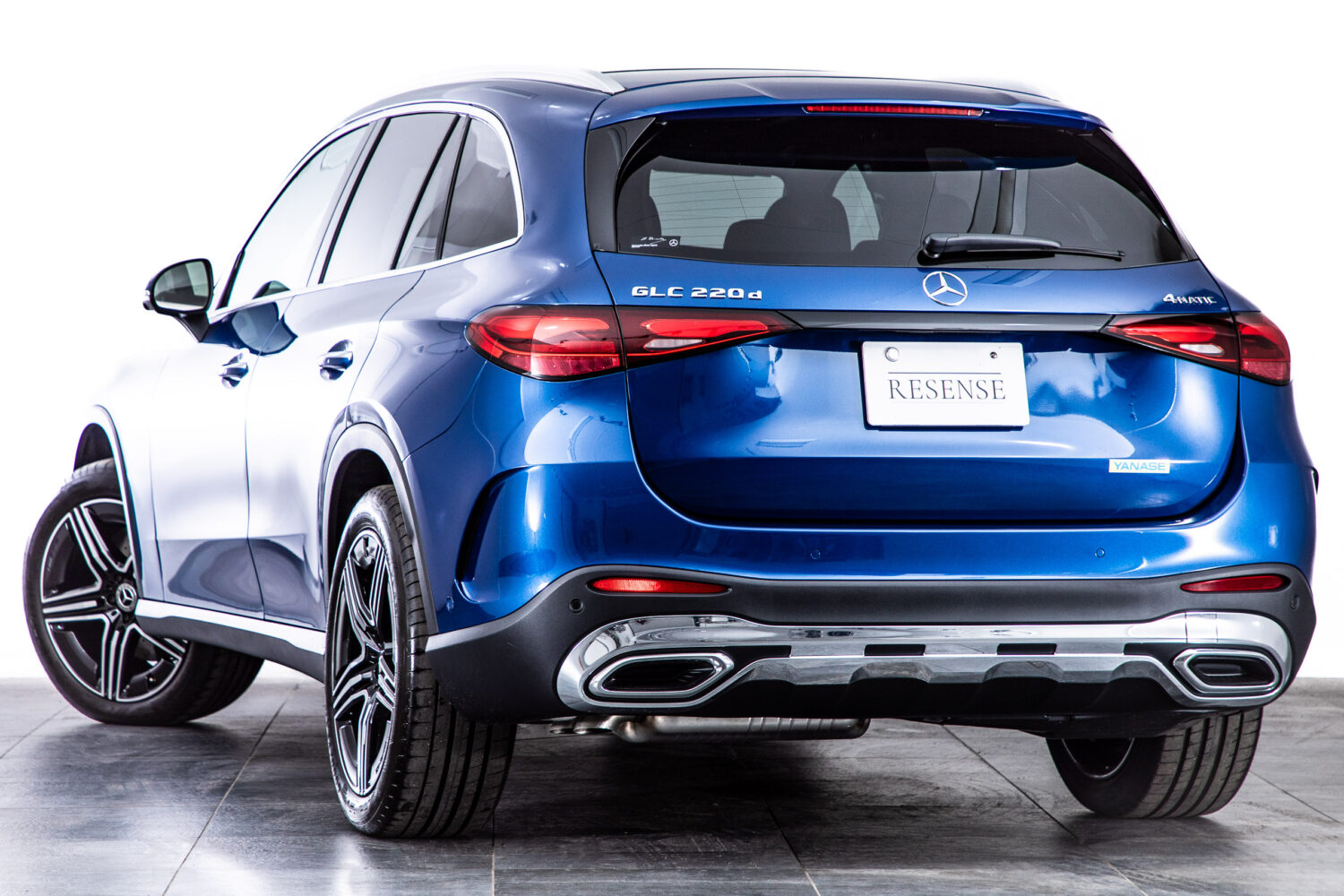 GLC220d 4マチック (ISG搭載モデル) AMGラインパッケージ