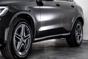 メルセデス・ベンツ GLCクーペ 220 d 4マチック AMGライン 4WD