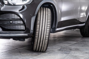 メルセデス・ベンツ GLCクーペ 220 d 4マチック AMGライン 4WD
