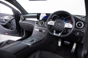 メルセデス・ベンツ GLCクーペ 220 d 4マチック AMGライン 4WD