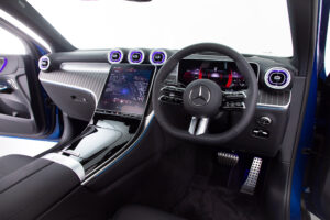 GLC220d 4マチック (ISG搭載モデル) AMGラインパッケージ
