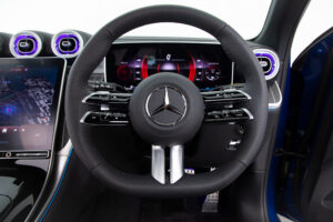GLC220d 4マチック (ISG搭載モデル) AMGラインパッケージ
