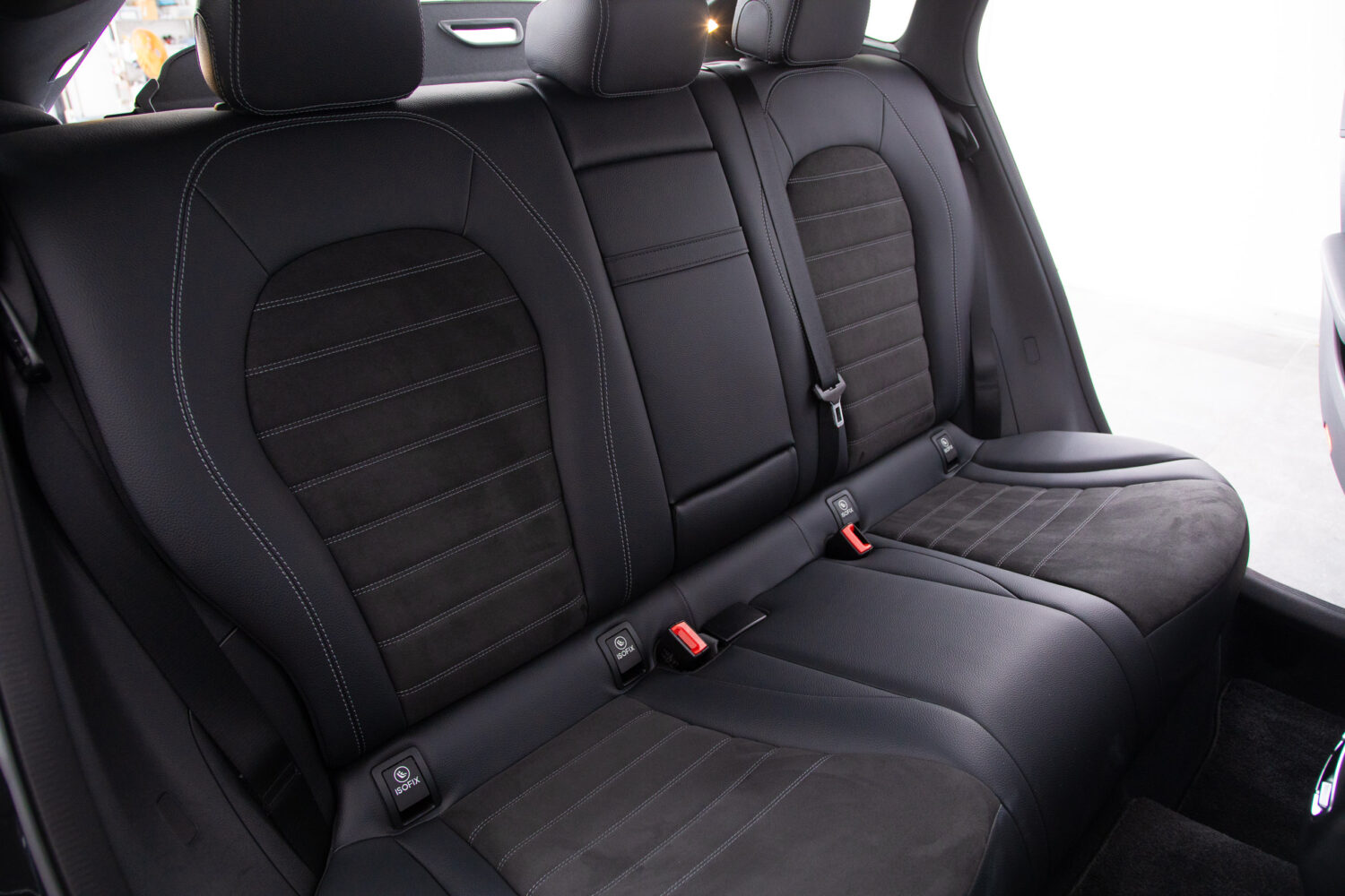 メルセデス・ベンツ GLCクーペ 220 d 4マチック AMGライン 4WD
