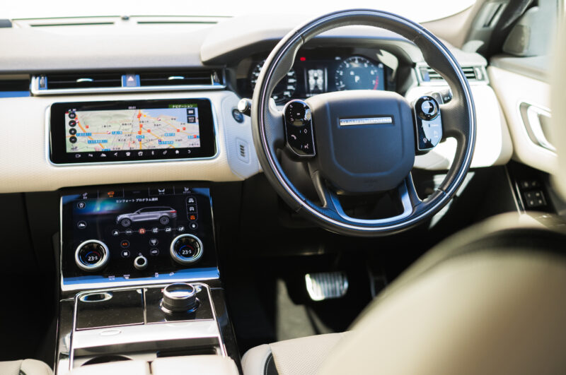 レンジローバー・ヴェラール（2018）新しい扉の先に