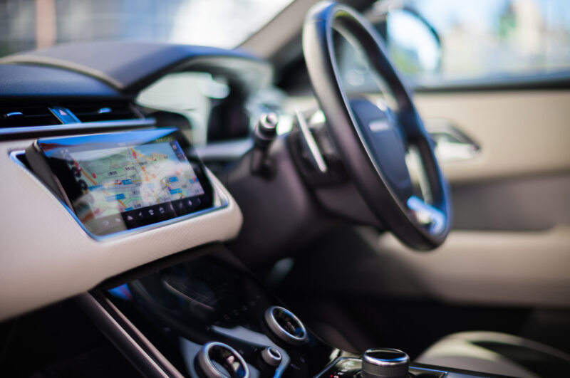 レンジローバー・ヴェラール（2018）新しい扉の先に