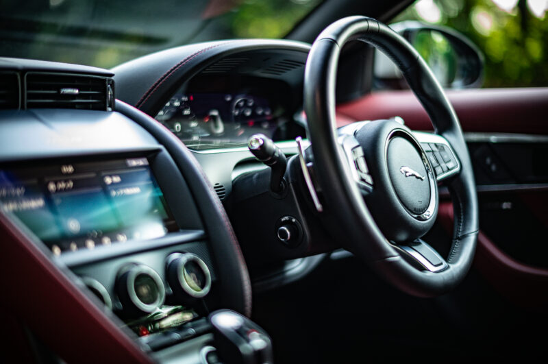 ジャガー・Fタイプ 75 P450（2022）大人になったV8