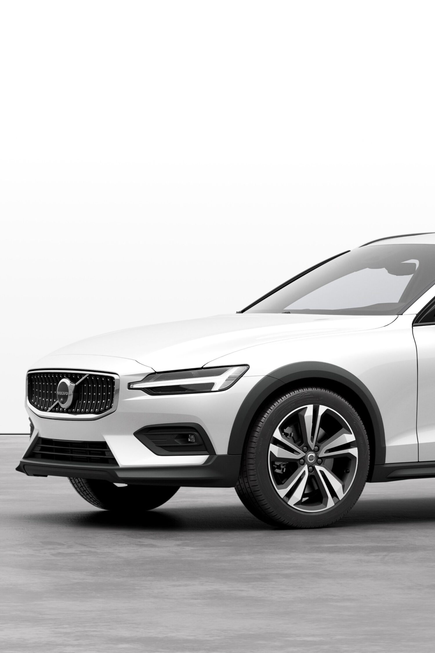V60シリーズは、同社を象徴するステーションワゴンモデルとして2024年には日本国内で約2200台を販売するなど、XC40、XC60に続いて根強い人気を誇る。