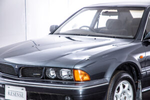 三菱 ディアマンテ 2.5 25 エスパーダ 4WD