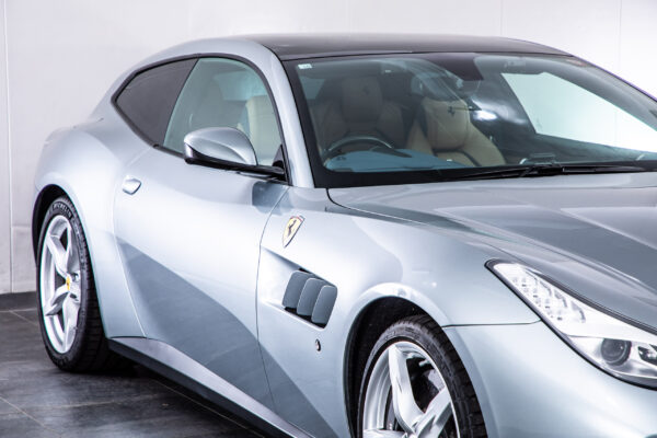 GTC4ルッソ T　