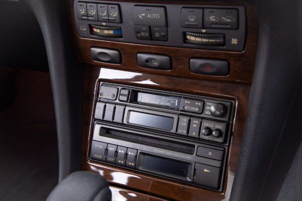 ディアマンテ 2.5 25 エスパーダ 4WD