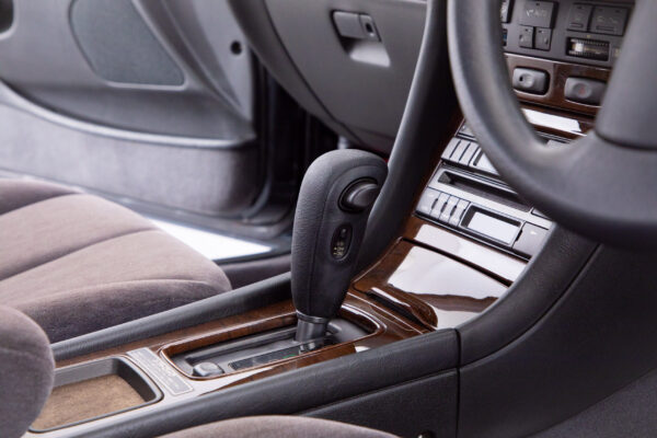 ディアマンテ 2.5 25 エスパーダ 4WD