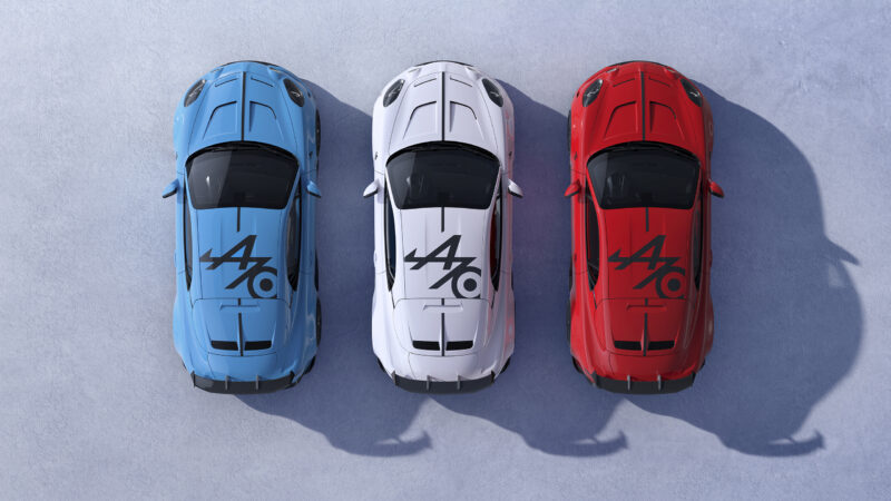 創立70周年記念の特別な限定モデル　アルピーヌA110R 70 ブルー・ブラン・ルージュ