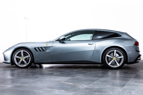 GTC4ルッソ T　