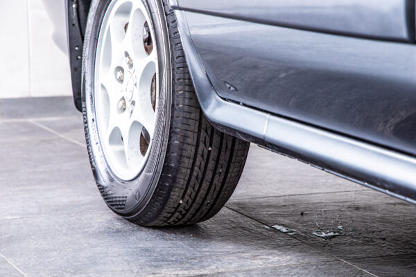 ディアマンテ 2.5 25 エスパーダ 4WD