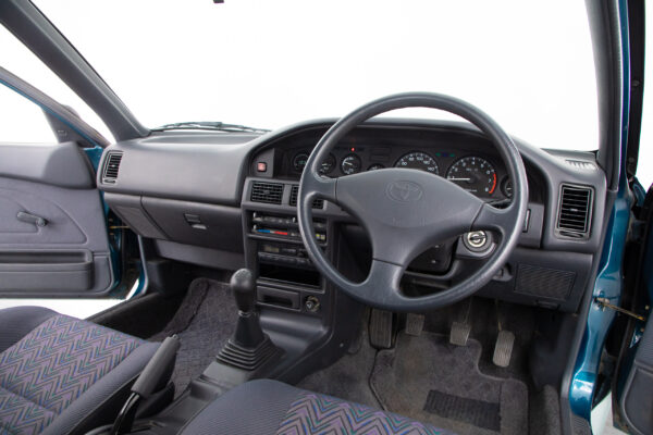 スプリンターカリブ 1.6RVスペシャル 4WD