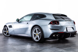 フェラーリ GTC4ルッソ T