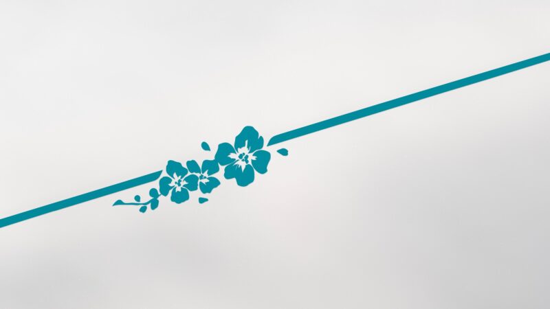 春から着想を得たスペクター　移ろいゆく季節の儚さと、永遠に変わらぬロールス・ロイス