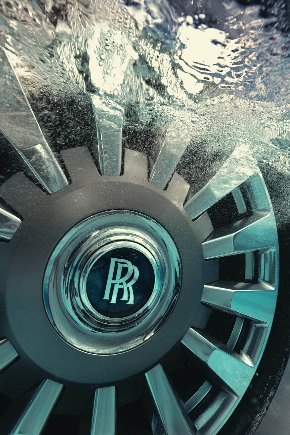 ハリウッドからヒップホップ ロールス・ロイス・ファントム 音楽界に大胆な存在感