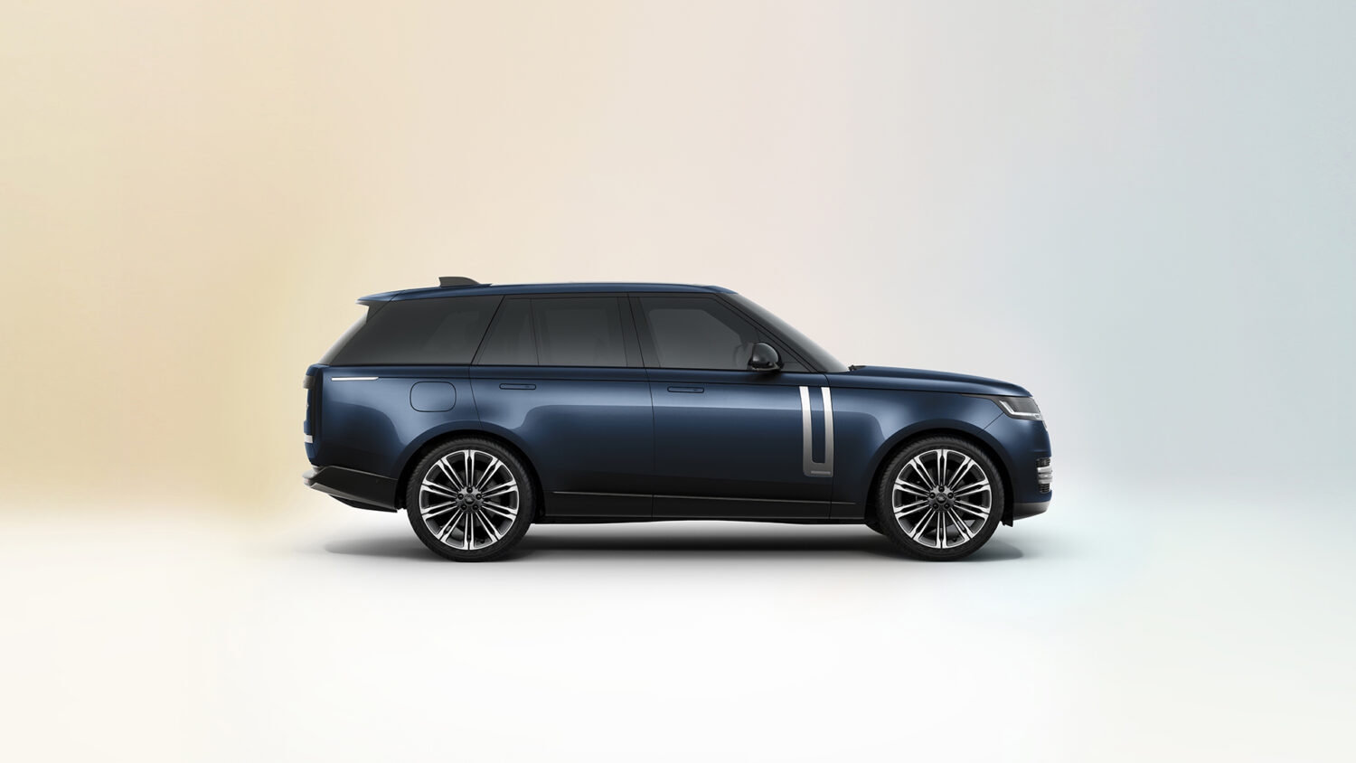 55周年の特別限定仕様車 ランドローバー・レンジローバー 2種類のベースモデル