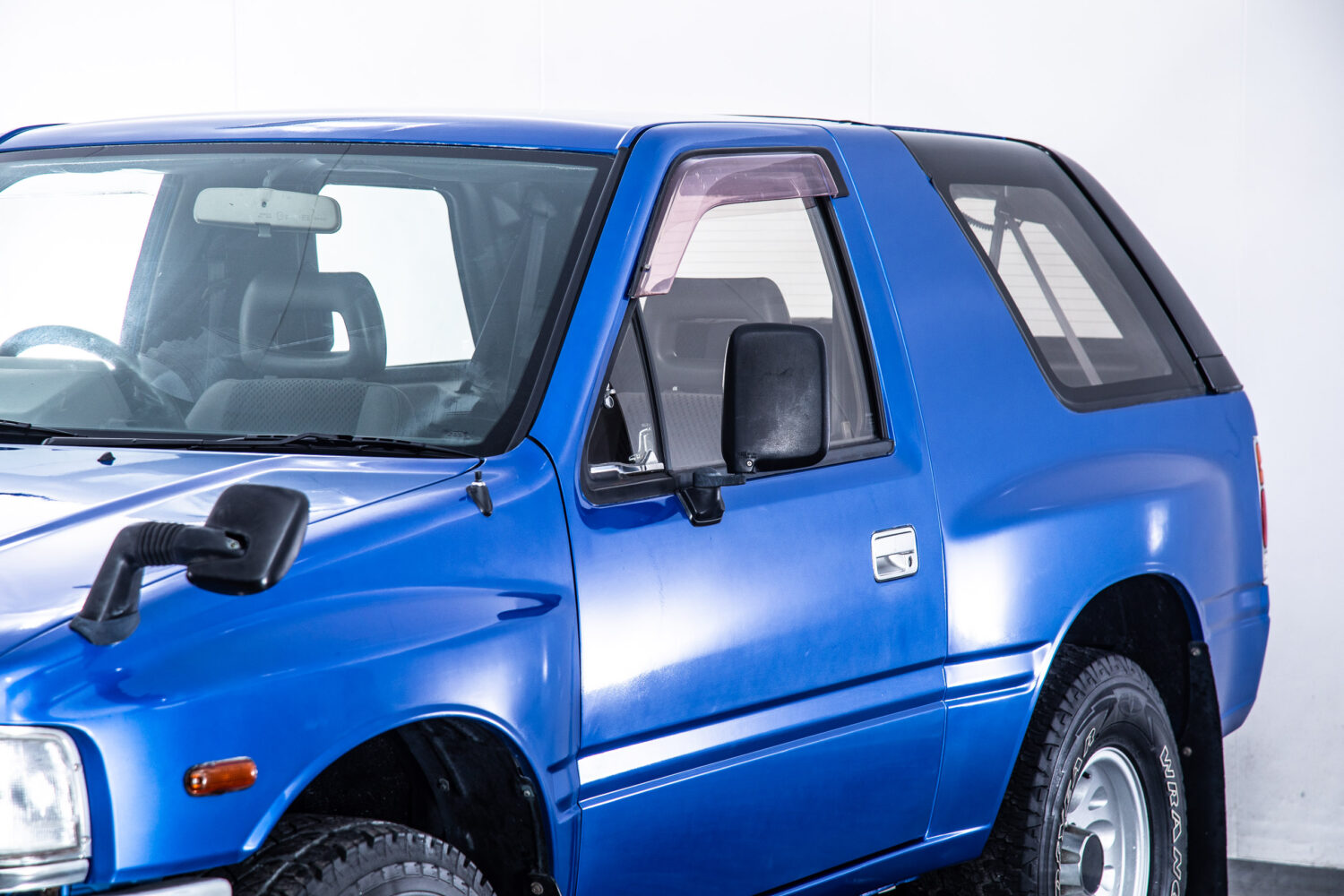 ミュー 2.8 メタルトップ ディーゼルターボ 4WD
