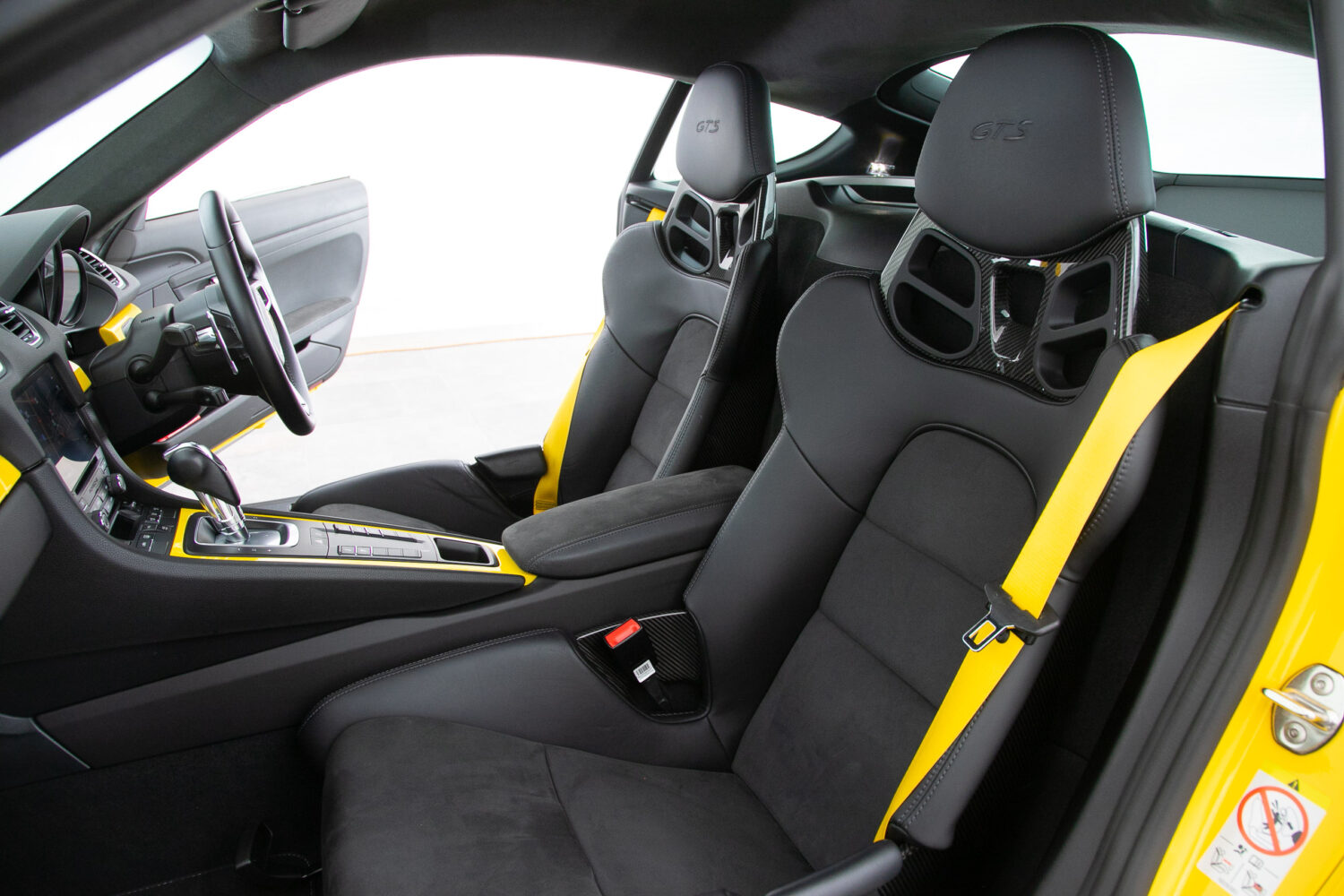 ポルシェ 718ケイマン GTS 4.0 PDK