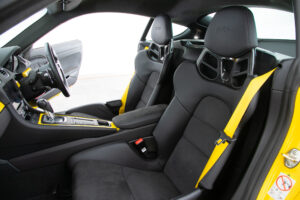 ポルシェ 718ケイマン GTS 4.0 PDK