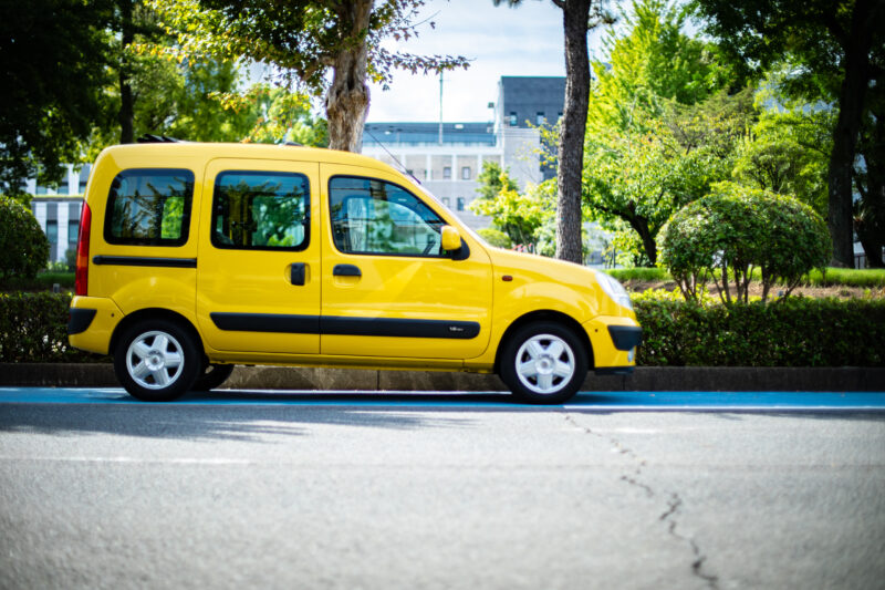 ルノー・カングー（2005）「もっと楽しい」の模範解答