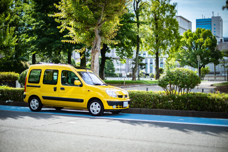 ルノー・カングー（2005）「もっと楽しい」の模範解答