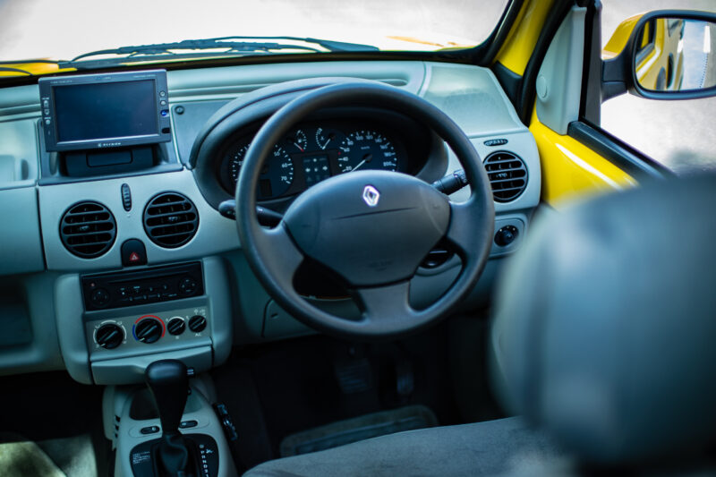 ルノー・カングー（2005）「もっと楽しい」の模範解答