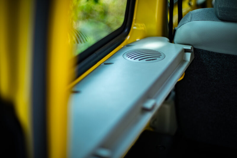 ルノー・カングー（2005）「もっと楽しい」の模範解答