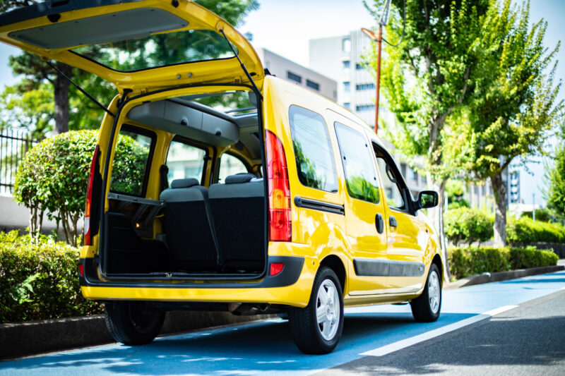 ルノー・カングー（2005）「もっと楽しい」の模範解答