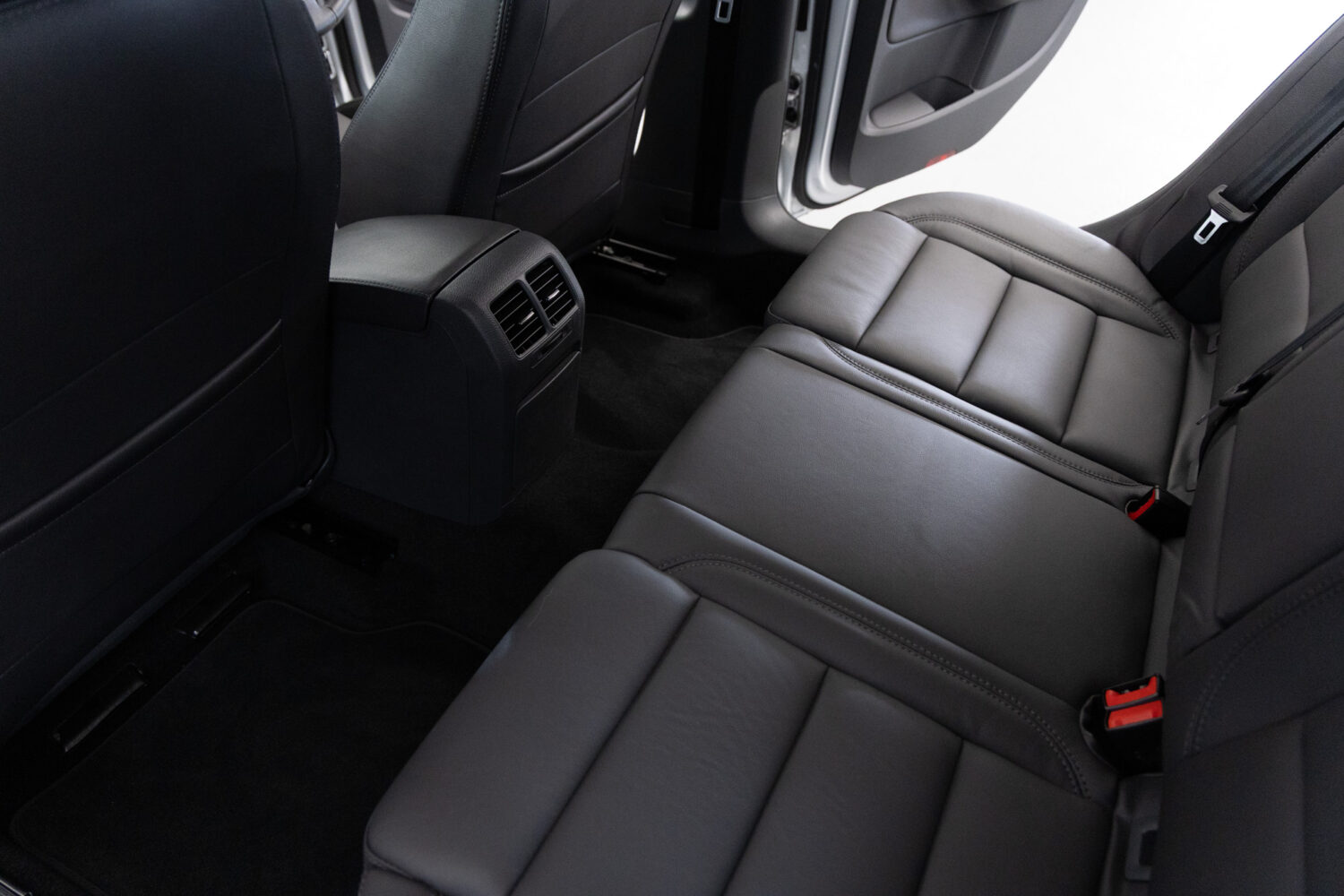 ジェッタ 2.0 TSI スポーツライン