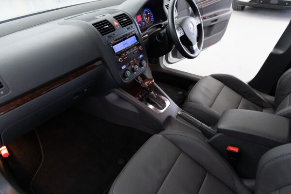 ジェッタ 2.0 TSI スポーツライン