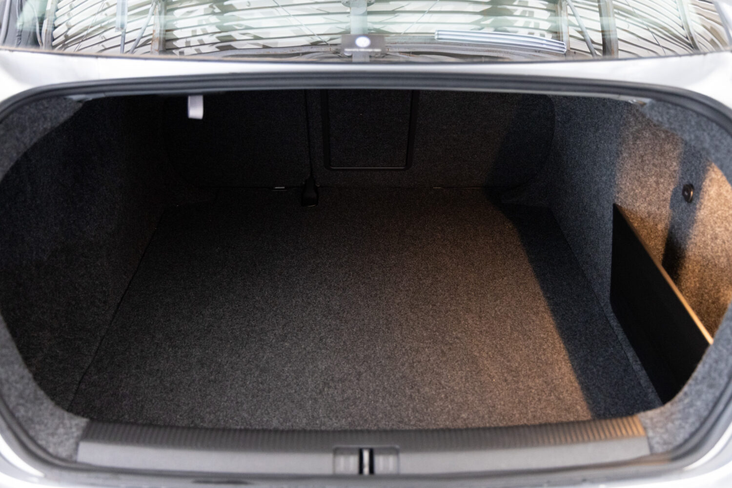 ジェッタ 2.0 TSI スポーツライン