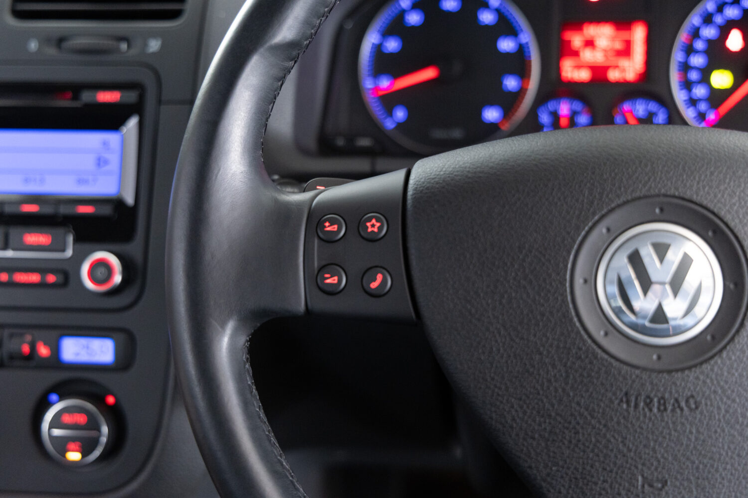 ジェッタ 2.0 TSI スポーツライン