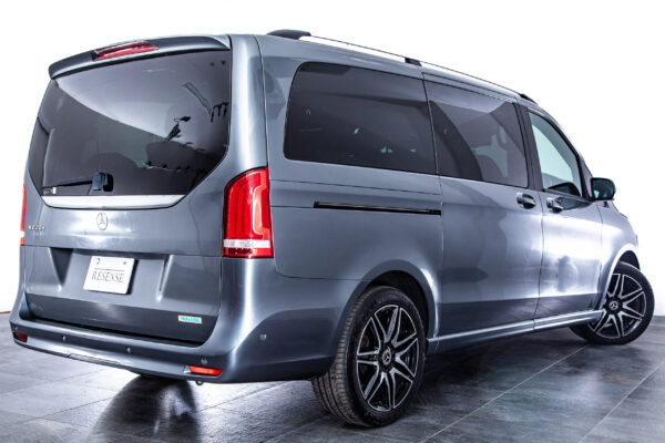 Vクラス V220 d アバンギャルド ロング AMGライン ディーゼルターボ