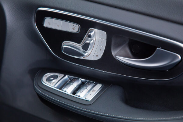 Vクラス V220 d アバンギャルド ロング AMGライン ディーゼルターボ