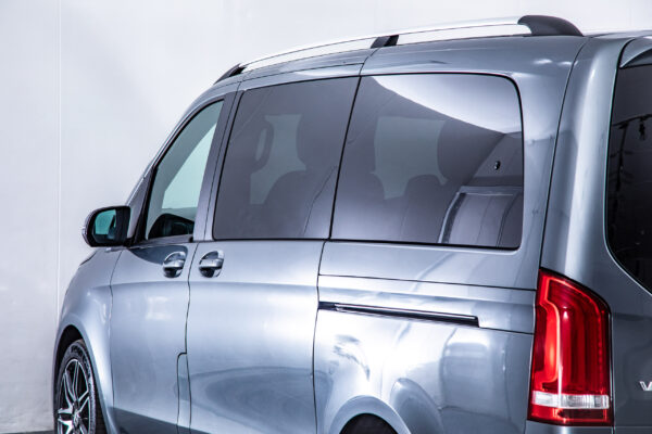 Vクラス V220 d アバンギャルド ロング AMGライン ディーゼルターボ