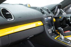 ポルシェ 718ケイマン GTS 4.0 PDK