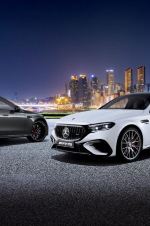 メルセデスAMG E53ハイブリッド 4マティック+　「エディション・ナイト・カーボン」