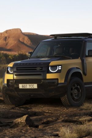 日本向け専用装備で限定100台導入　ディフェンダー・トロフィーエディション