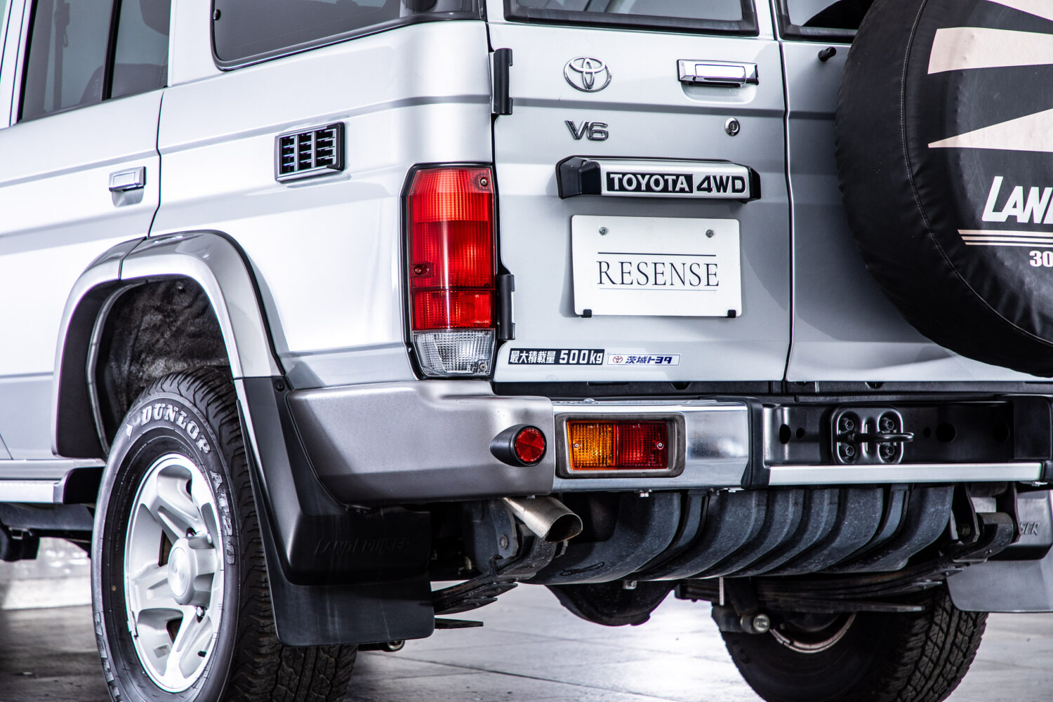 ランドクルーザー70 4.0 4WD