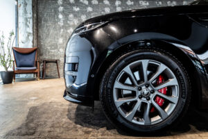 レンジローバースポーツ ダイナミック SE 3.0L D300 ディーゼルターボ 4WD