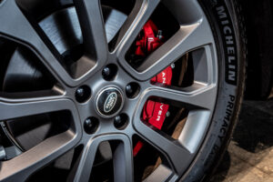 レンジローバースポーツ ダイナミック SE 3.0L D300 ディーゼルターボ 4WD