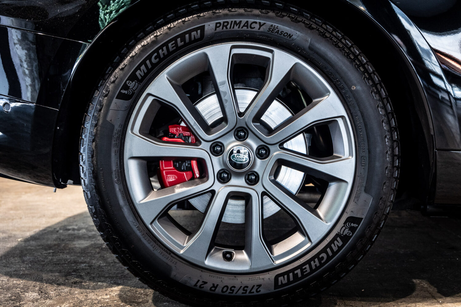 レンジローバースポーツ ダイナミック SE 3.0L D300 ディーゼルターボ 4WD