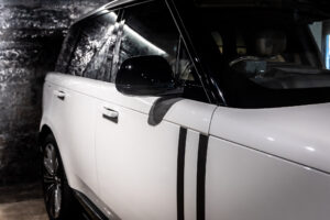 レンジローバー オートバイオグラフィ 3.0L D300 SWB ディーゼルターボ 4WD