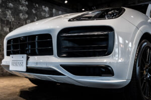 カイエンクーペ GTS Tip-S Rセンターシート 4WD