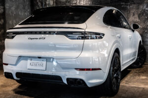 カイエンクーペ GTS Tip-S Rセンターシート 4WD